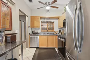 3260 Perimeter Dr, Greenacres, FL 33467 - Photo 17