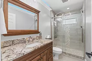 800 NE 8th St, Pompano Beach, FL 33060 - Photo 11