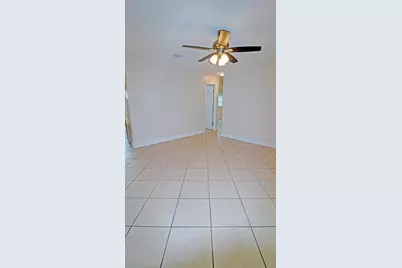 8755 SE Hobe Ridge Avenue, Hobe Sound, FL 33455 - Photo 9