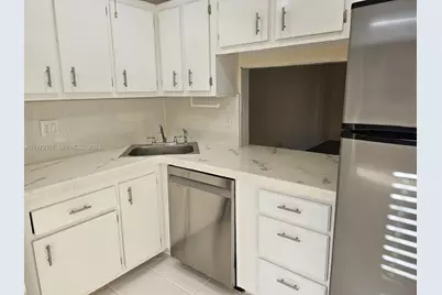 5940 NW 64th Avenue #106, Tamarac, FL 33319 - Photo 13
