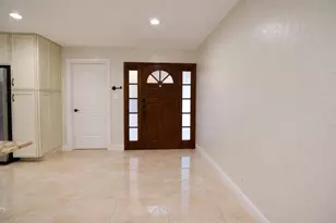 9044 Villa Portofino Cir, Boca Raton, FL 33496 - Photo 3