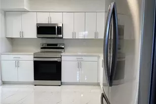 841 NE 51st St, Pompano Beach, FL 33064 - Photo 13