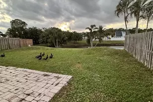 6040 Lace Wood Cir, Lake Worth, FL 33462 - Photo 13