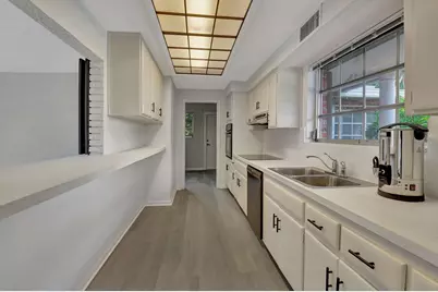 410 NW Spanish River Boulevard, Boca Raton, FL 33431 - Photo 9