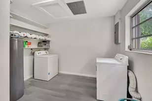 410 NW Spanish River Blvd, Boca Raton, FL 33431 - Photo 11