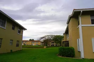 877 Twin Lakes Dr, Coral Springs, FL 33071 - Photo 23