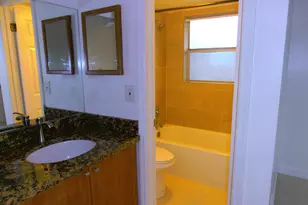 877 Twin Lakes Dr, Coral Springs, FL 33071 - Photo 15