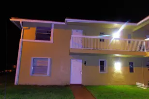 877 Twin Lakes Dr, Coral Springs, FL 33071 - Photo 1