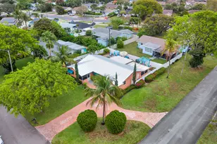 661 Eagle Cir, Delray Beach, FL 33444 - Photo 5