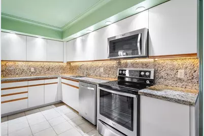 69 Eastgate Drive #Unit D, Boynton Beach, FL 33436 - Photo 7