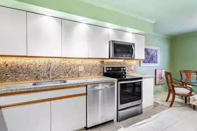 69 Eastgate Drive #Unit D, Boynton Beach, FL 33436 - Photo 9