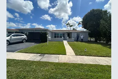 4680 NW 39th Street, Lauderdale Lakes, FL 33319 - Photo 13