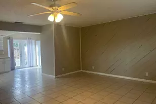 7928 Kimberly Blvd, North Lauderdale, FL 33068 - Photo 5