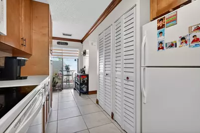 6171 NW 170th Lane, Hialeah, FL 33015 - Photo 11
