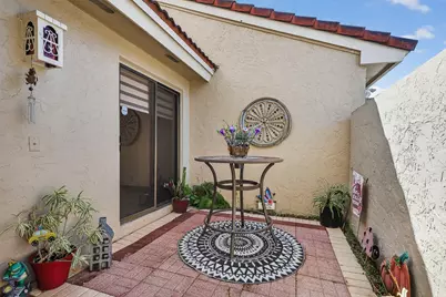 6171 NW 170th Lane, Hialeah, FL 33015 - Photo 3