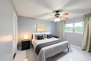 8021 Sunrise Lakes Dr N, Sunrise, FL 33322 - Photo 3