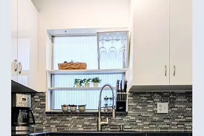 8021 Sunrise Lakes Drive N #203, Sunrise, FL 33322 - Photo 19