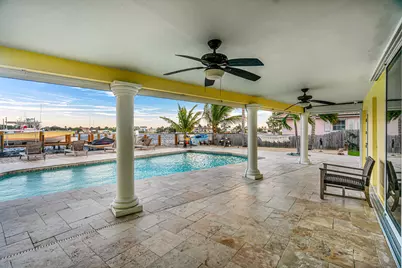 844 East Drive, Boynton Beach, FL 33435 - Photo 13