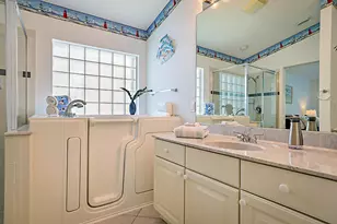 7008 SE Twin Oaks Cir, Stuart, FL 34997 - Photo 29