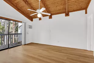 100 Sparrow Dr, Royal Palm Beach, FL 33411 - Photo 23