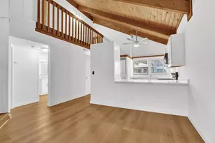 100 Sparrow Dr, Royal Palm Beach, FL 33411 - Photo 17