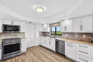 900 NE Spanish River Blvd, Boca Raton, FL 33431 - Photo 19