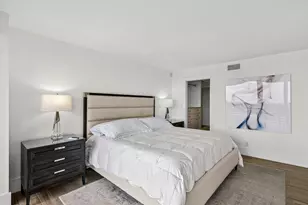 900 NE Spanish River Blvd, Boca Raton, FL 33431 - Photo 35