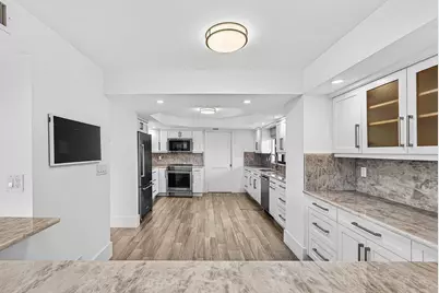 900 NE Spanish River Boulevard #7e, Boca Raton, FL 33431 - Photo 17