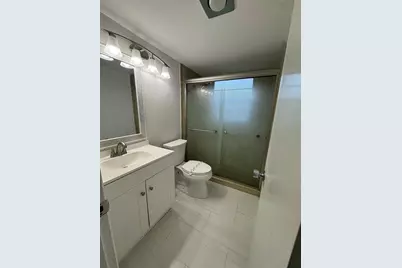 321 Newport V #321, Deerfield Beach, FL 33442 - Photo 13