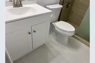 321 Newport V #321, Deerfield Beach, FL 33442 - Photo 15