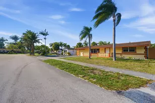 3391 SW 15th Ct, Fort Lauderdale, FL 33312 - Photo 3