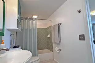 525 NE 27th St, Wilton Manors, FL 33334 - Photo 41