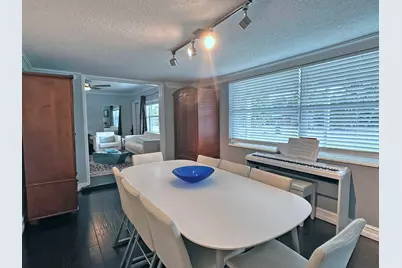 525 NE 27th Street, Wilton Manors, FL 33334 - Photo 23