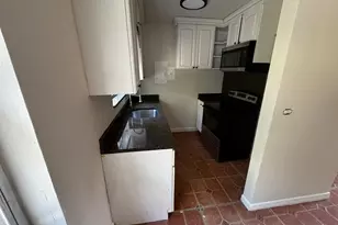 75 NW 84th St, Miami, FL 33150 - Photo 5