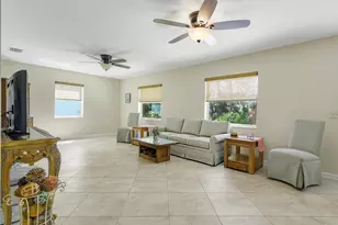 6940 SE Lillian Ct, Stuart, FL 34997 - Photo 15