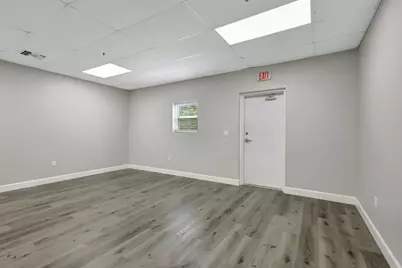 3801 Oleander Avenue, Fort Pierce, FL 34982 - Photo 7