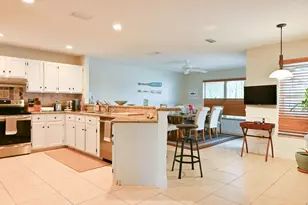 12828 Meadowbreeze Dr, Wellington, FL 33414 - Photo 19