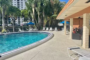 136 NE 19th Ct, Wilton Manors, FL 33305 - Photo 17