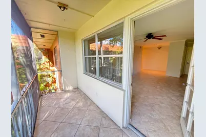 136 NE 19th Court #220f, Wilton Manors, FL 33305 - Photo 13