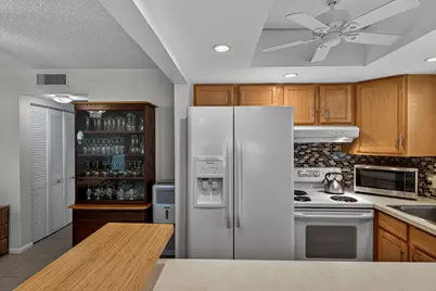 125 Newport I #125, Deerfield Beach, FL 33442 - Photo 3