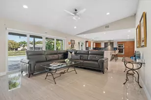 1078 NW 96th Ave, Plantation, FL 33322 - Photo 5