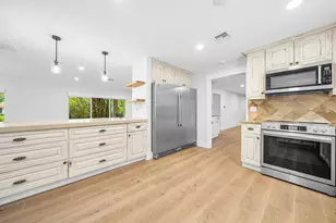 10893 Gleneagles Rd, Boynton Beach, FL 33436 - Photo 9