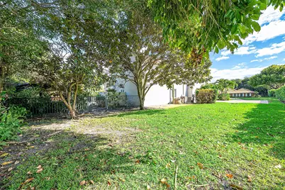 10893 Gleneagles Road, Boynton Beach, FL 33436 - Photo 89