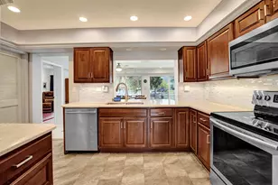 1431 S Ocean Blvd, Lauderdale by the Sea, FL 33062 - Photo 5