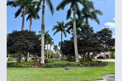 2401 NW 139th Avenue, Sunrise, FL 33323 - Photo 3