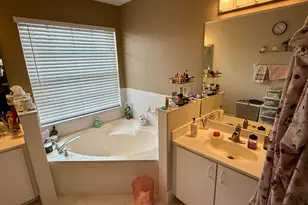 2401 NW 139th Ave, Sunrise, FL 33323 - Photo 11