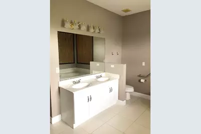 584 SE Nome Drive, Port Saint Lucie, FL 34984 - Photo 17