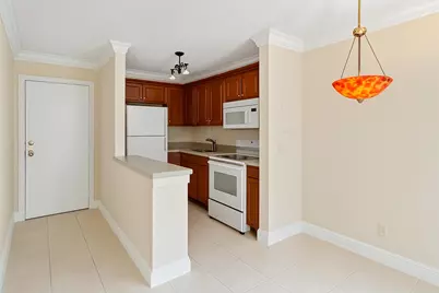 10749 Cleary Boulevard #104, Plantation, FL 33324 - Photo 3