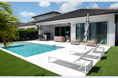 2929 Gin Berry Way, West Palm Beach, FL 33401 - Photo 11