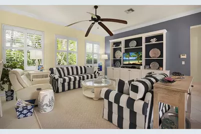 9078 Castle Harbour Circle, Vero Beach, FL 32963 - Photo 7